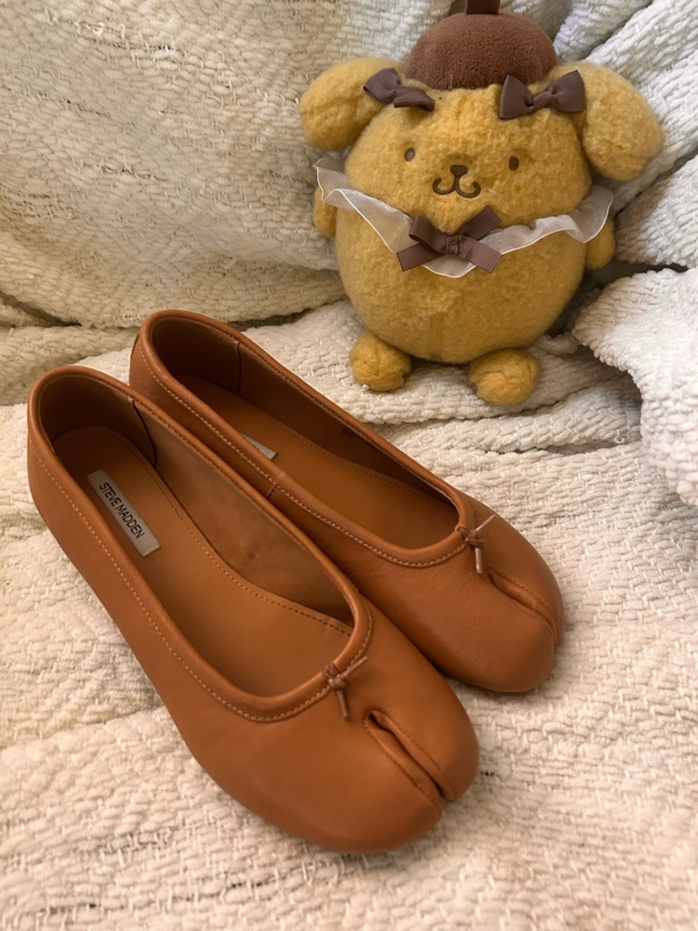 Steve Madden Calico Tan Leather Tabi